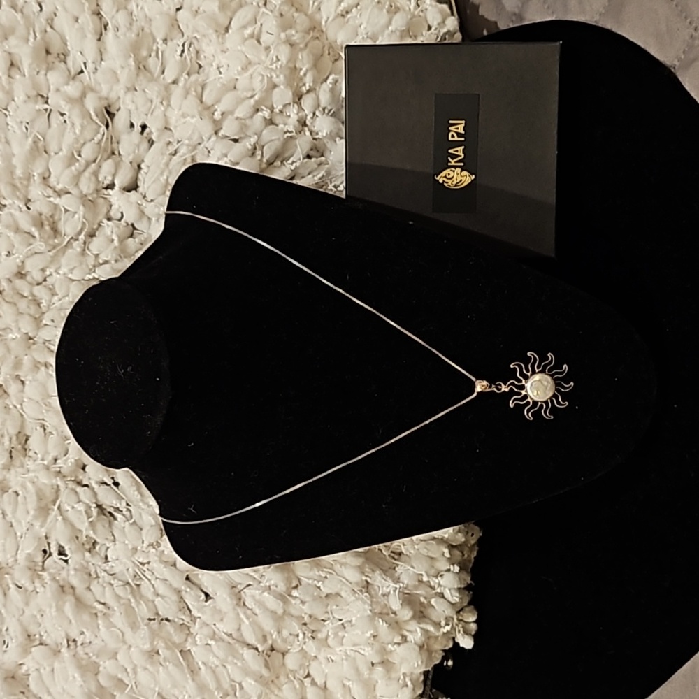Ka Pai Sun Pendant